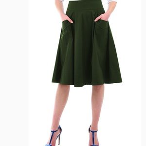 Olive skirt with pockets